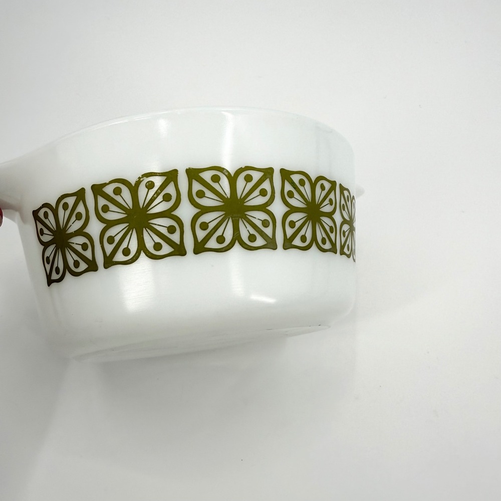 Vintage Pyrex 474-B Verde Green Square Flowers 1.5Q‎ Casserole Dish + Lid - Picture 6 of 11